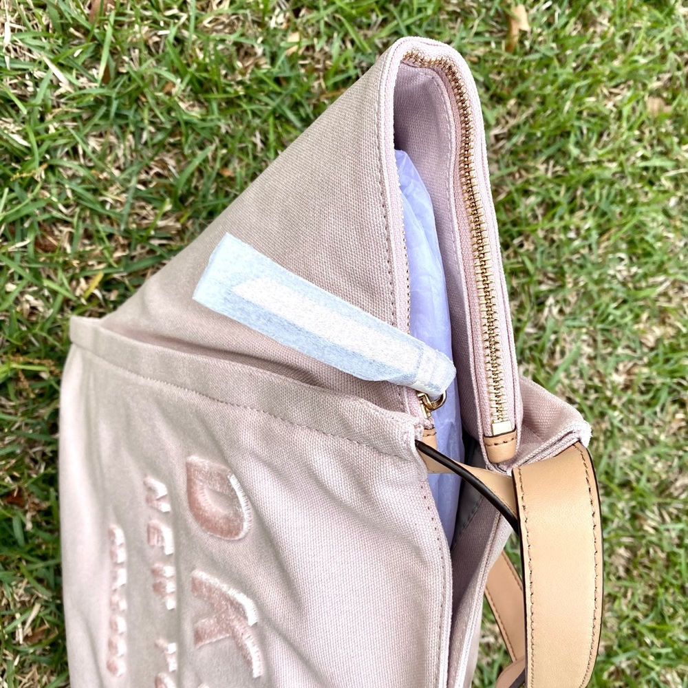 New DKNY Courtney EW East West Canvas Tote (Store Return) - Picture 4 of 15